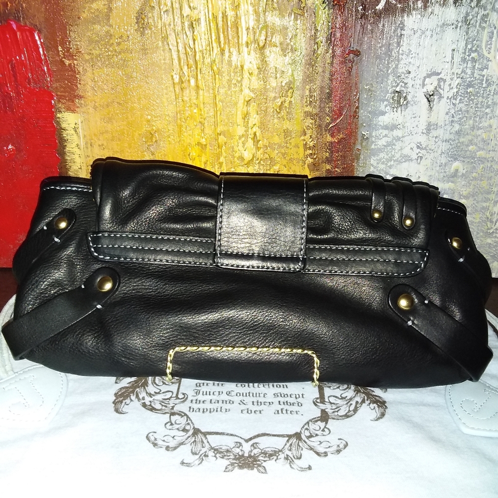 🍂Juicy Couture Soft Clutch🍂 - Picture 2 of 10